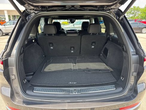 Certified 2022 Jeep Grand Cherokee Summit AWD/4WD image 49