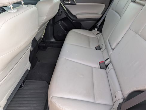 Used 2015 Subaru Forester 2.5i Touring w/ Eyesight & Navigation System image 7