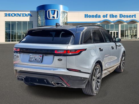 Used 2018 Land Rover Range Rover Velar R-Dynamic HSE AWD/4WD image 7