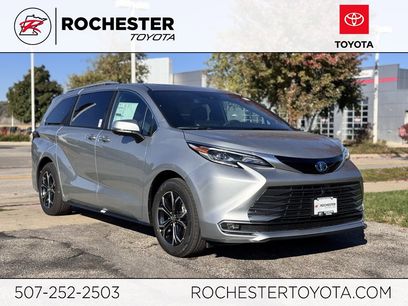 New 2025 Toyota Sienna Platinum