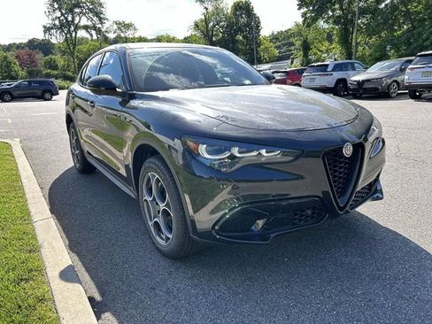 New 2026 Alfa Romeo Stelvio Sprint w/ Convenience Package AWD/4WD image 2