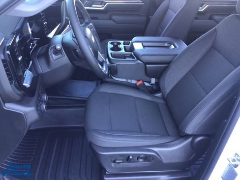 Used 2025 Chevrolet Silverado 2500 LT image 14