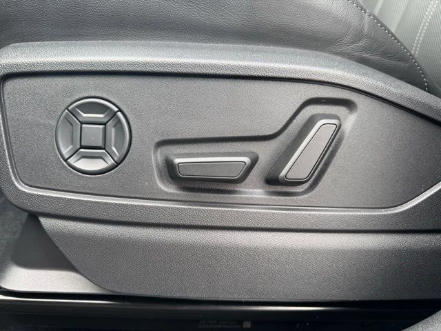 New 2025 Audi Q5 Premium Plus AWD/4WD image 14