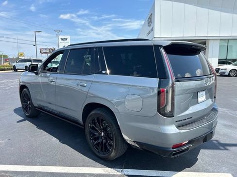 Certified 2024 Cadillac Escalade Sport w/ LPO, ONYX Package AWD/4WD image 10