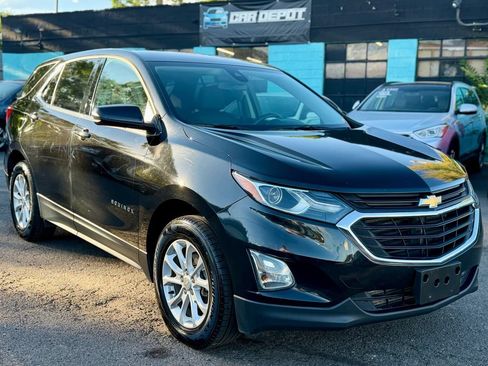 Used 2019 Chevrolet Equinox LT w/ Driver Convenience Package AWD/4WD image 1
