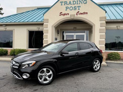 Used 2019 Mercedes-Benz GLA 250 4MATIC image 3