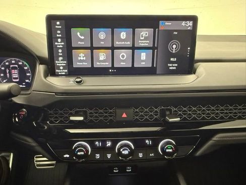 Used 2024 Honda Accord Sport image 21