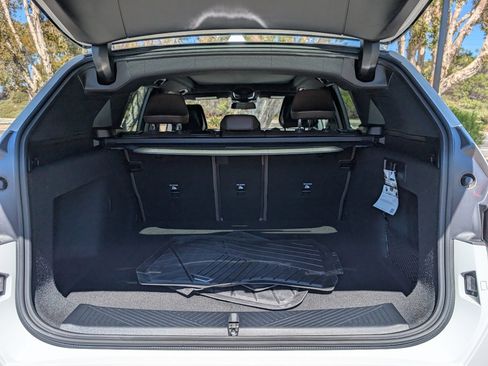 Used 2025 BMW X3 xDrive30i w/ Convenience Package image 9