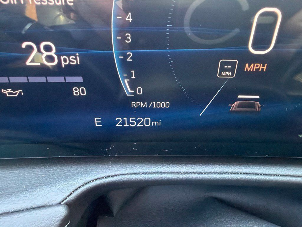 Used 2024 Cadillac XT4 Premium Luxury w/ Cold Weather Package AWD/4WD image 11