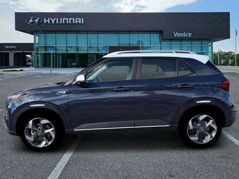 New 2026 Hyundai Venue SEL FWD image 3