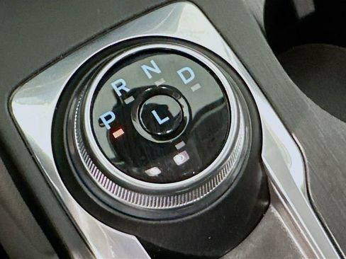 Used 2023 Ford Escape Platinum w/ Premium Technology Package FWD image 18