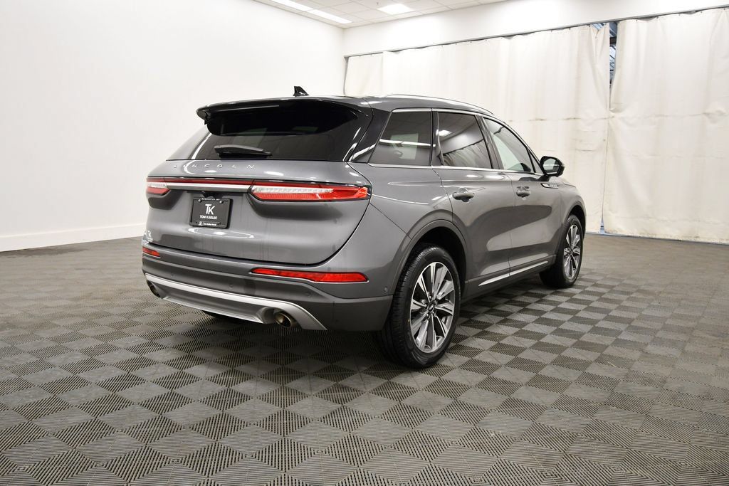 Used 2022 Lincoln Corsair Reserve w/ Equipment Group 201A AWD/4WD image 8