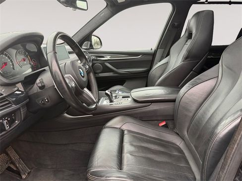 Used 2015 BMW X5 M image 9