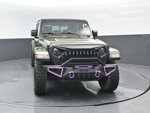 Used 2023 Jeep Gladiator Sport AWD/4WD image 19