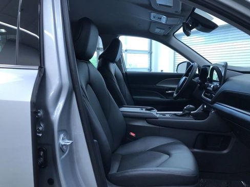 Used 2026 Toyota Grand Highlander AWD image 23