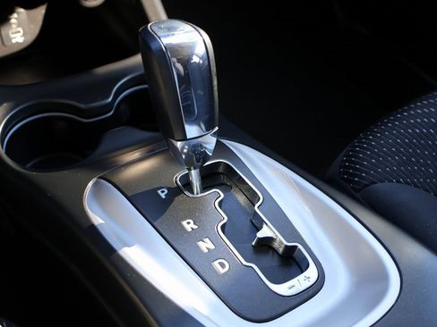 Used 2018 Dodge Journey SXT w/ Connectivity Group image 39