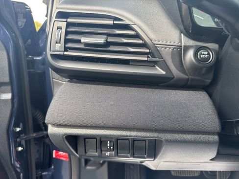 Certified 2023 Subaru Outback Premium image 13