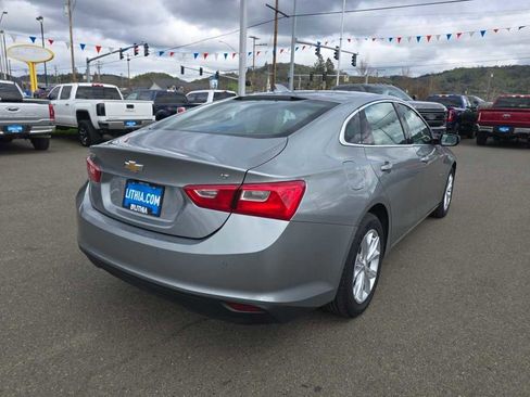 Used 2024 Chevrolet Malibu LT image 5