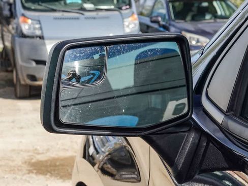 Used 2023 Chevrolet Silverado 1500 Custom image 21