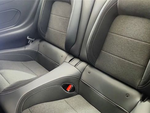 Used 2025 Ford Mustang Coupe RWD image 32