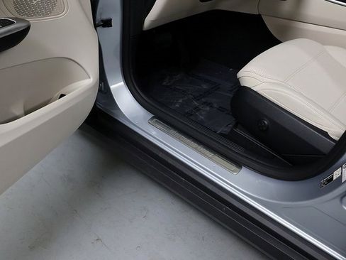 Certified 2026 Mercedes-Benz GLC 300 GLC 300 image 24