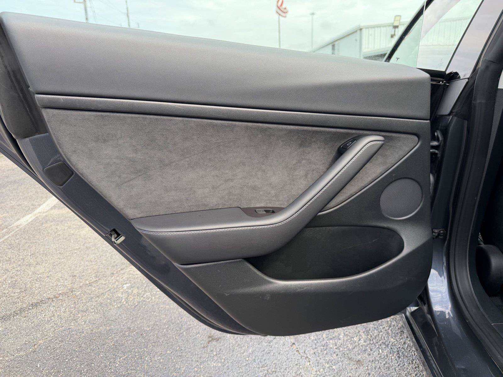 Used 2023 Tesla Model 3 Standard Range RWD image 17