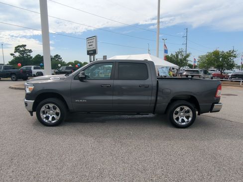 Used 2022 RAM 1500 Big Horn AWD/4WD image 6