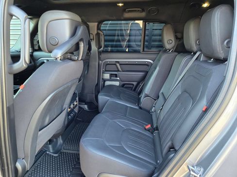 Used 2024 Land Rover Defender 130 X AWD/4WD image 11