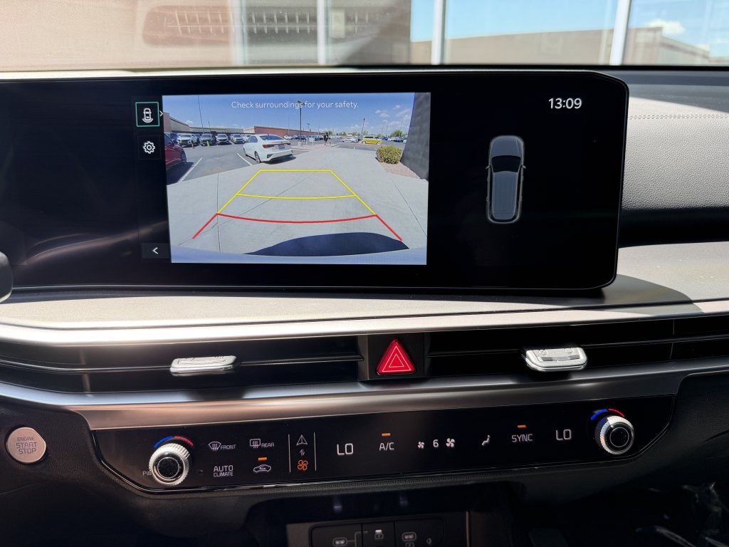 Used 2025 Kia Sorento S w/ Panoramic Sunroof Package FWD image 18