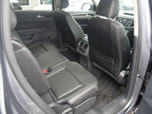 Used 2019 Volkswagen Atlas SE w/ Panoramic Sunroof Package image 24