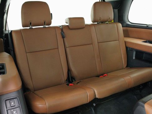 Used 2012 Toyota Sequoia Platinum AWD/4WD image 48
