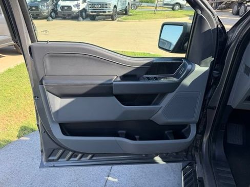 Used 2021 Ford F150 XLT w/ Equipment Group 302A High RWD image 8