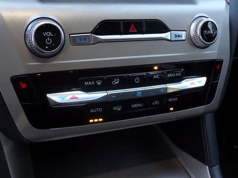 Certified 2022 Ford Explorer XLT w/ Class IV Trailer Tow Package image 26