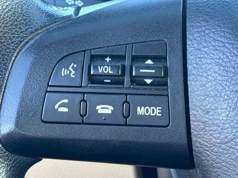 Used 2010 MAZDA MAZDA3 i Touring image 28