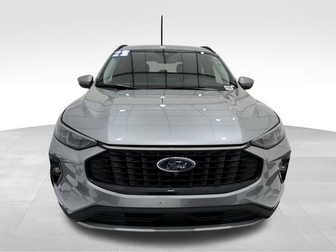 Used 2023 Ford Escape Platinum image 8