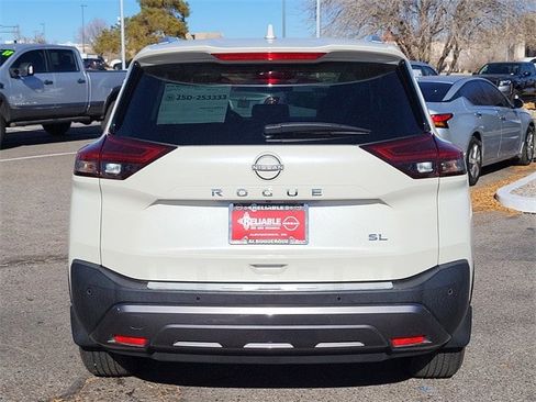 Used 2022 Nissan Rogue SL image 5