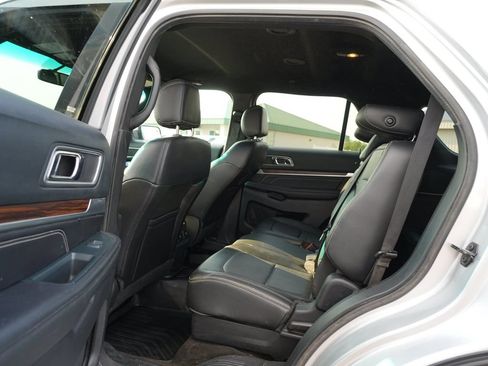 Used 2016 Ford Explorer Limited AWD/4WD image 16