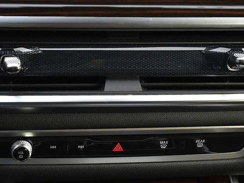 Used 2026 BMW X5 xDrive40i image 26