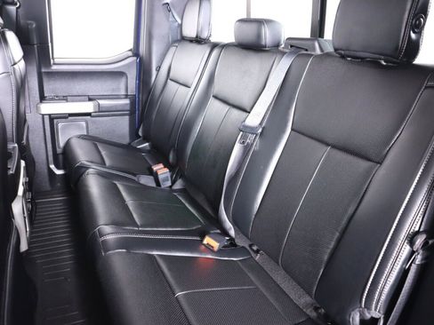 Used 2018 Ford F150 Lariat w/ Heavy-Duty Payload Package AWD/4WD image 38