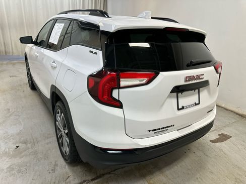 Used 2023 GMC Terrain SLE w/ Driver Convenience Package AWD/4WD image 2