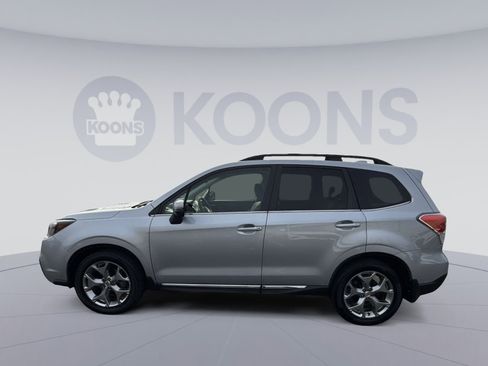 Used 2018 Subaru Forester 2.5i Touring image 2