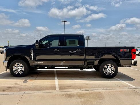 New 2026 Ford F250 Lariat w/ FX4 Off-Road Package AWD/4WD image 3