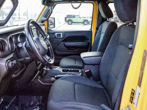 Used 2021 Jeep Wrangler Unlimited Sport image 21