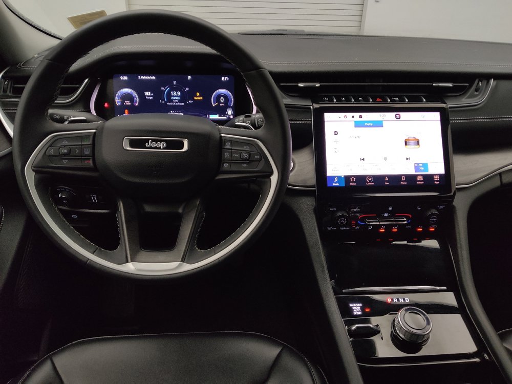 Used 2023 Jeep Grand Cherokee L Limited AWD/4WD image 22