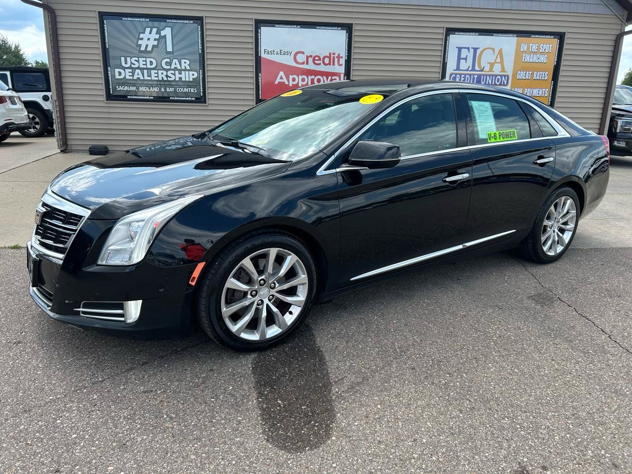 Used 2016 Cadillac XTS Luxury FWD image 1