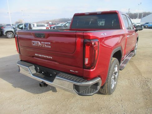 New 2026 GMC Sierra 1500 SLT w/ SLT Premium Package image 5