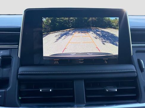 Used 2024 GMC Yukon AT4 w/ Max Trailering Package AWD/4WD image 32