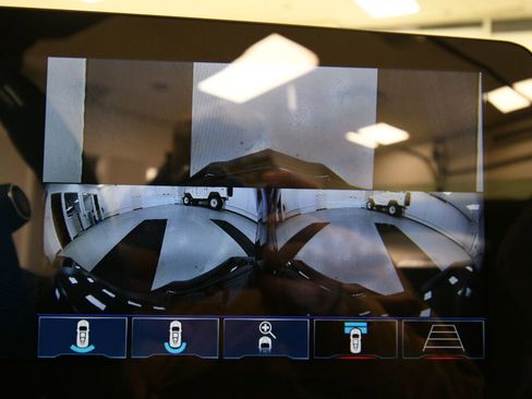 Used 2024 Chevrolet Corvette Z06 image 21