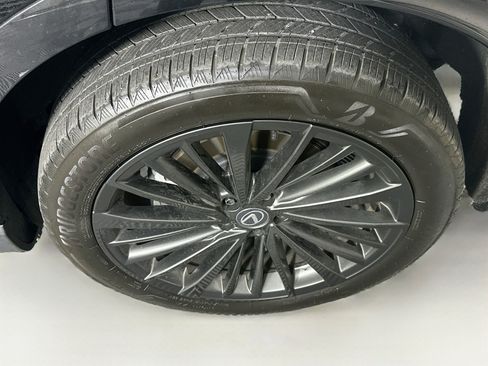 Used 2024 Lexus RX 350 Premium w/ Convenience Package FWD image 11