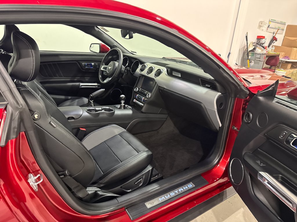 Used 2015 Ford Mustang GT Premium RWD image 22